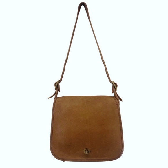 Coach Handbags - Vintage Coach Stewardess Handbag